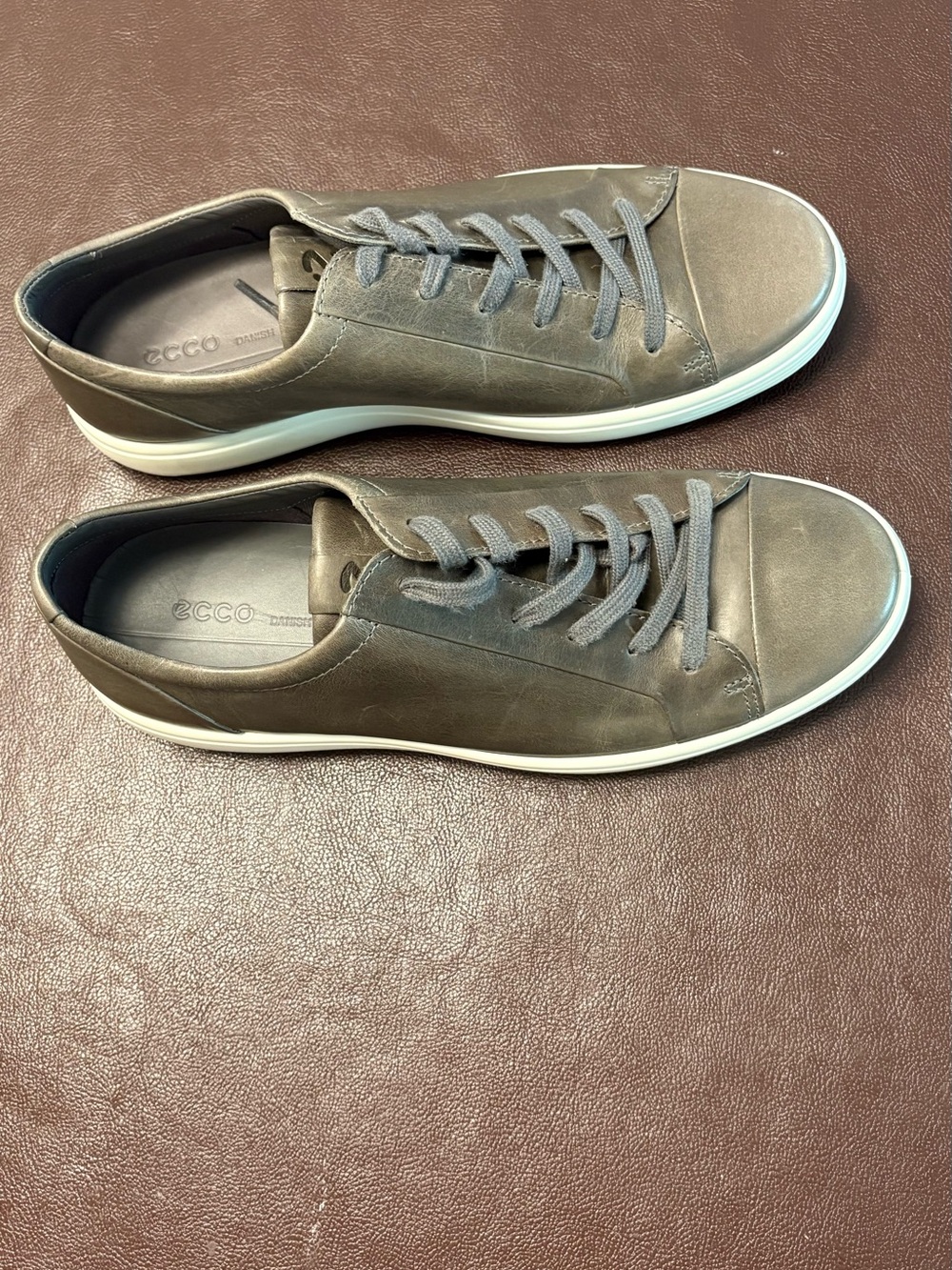 Ecco Soft 7 Men’s Leather Sneakers in Titanium